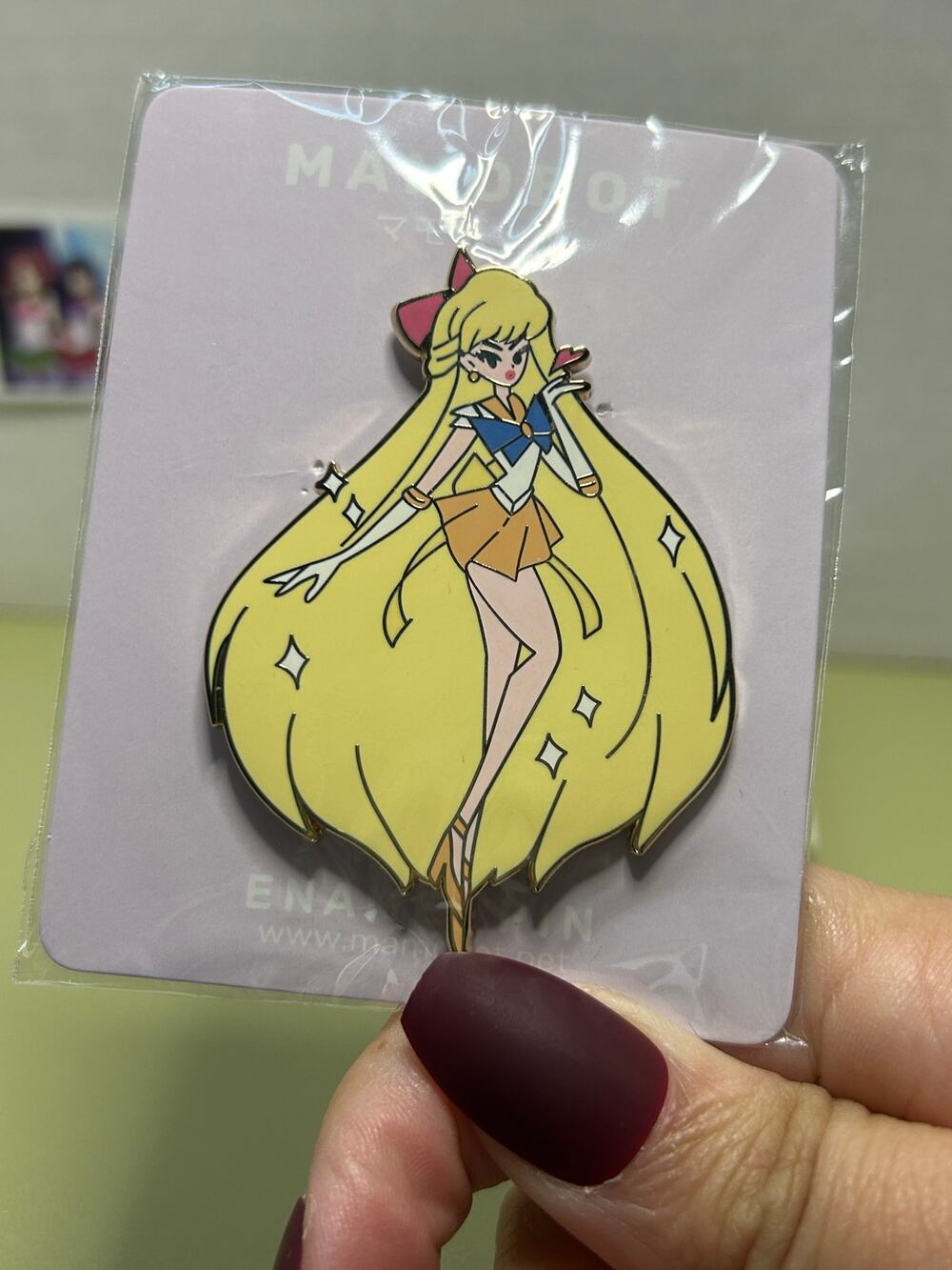 Mamobot Sailor Moon Anime Pin Sailor Venus Top Model Senshi